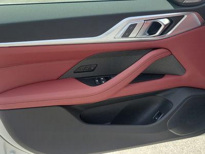 2026 BMW i4 - Photo 17