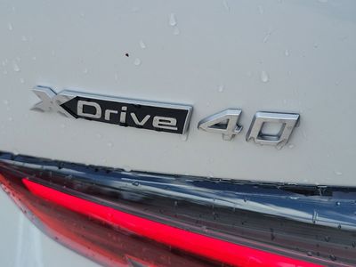 2026 BMW i4 - Photo 5