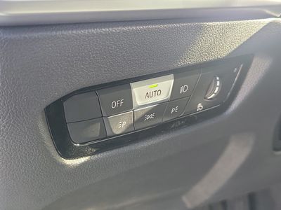 2026 BMW i4 - Photo 25