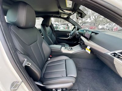 2025 BMW 3 Series - Photo 25