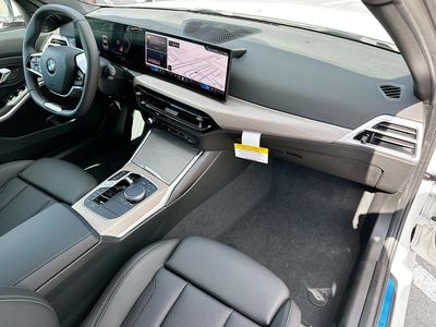 2025 BMW 3 Series - Photo 26