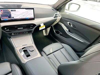 2025 BMW 3 Series - Photo 20