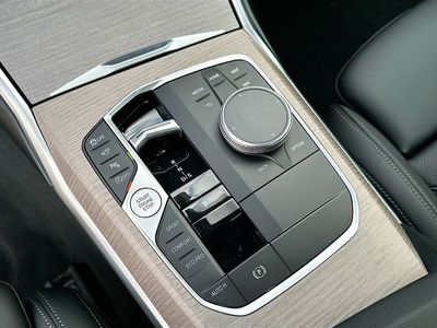2025 BMW 3 Series - Photo 16