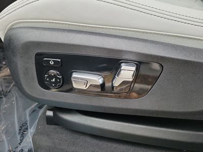 2026 BMW X5 - Photo 17