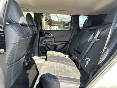 2024 Mitsubishi Outlander - Photo 23