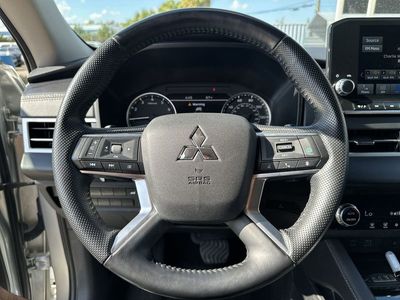 2024 Mitsubishi Outlander - Photo 11