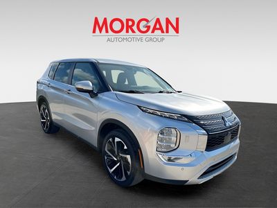 2024 Mitsubishi Outlander - Photo 2