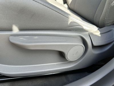 2022 Hyundai Elantra - Photo 14