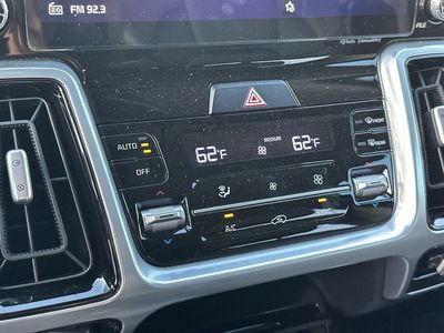 2023 Kia Sorento - Photo 16