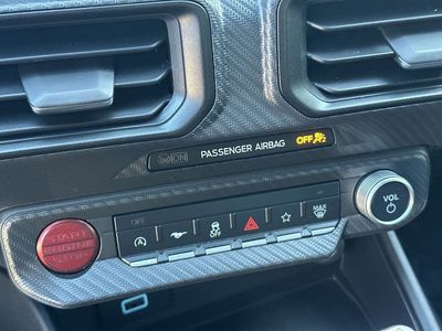 2025 Ford Mustang - Photo 16