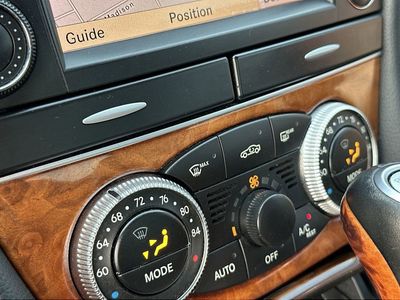 2009 Mercedes-Benz SL-Class - Photo 16