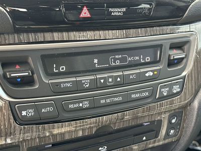 2018 Honda Pilot - Photo 17