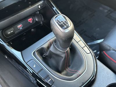 2022 Kia Forte - Photo 21