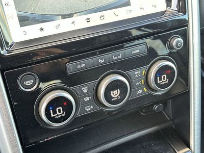 2020 Land Rover Discovery - Photo 16