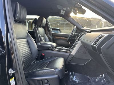 2020 Land Rover Discovery - Photo 24