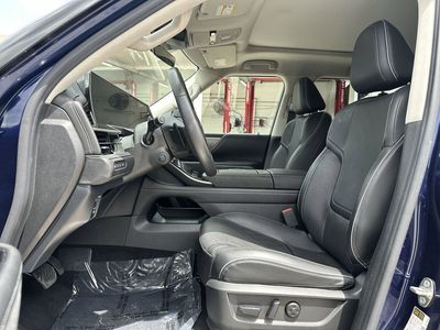 2025 INFINITI QX80 - Photo 13
