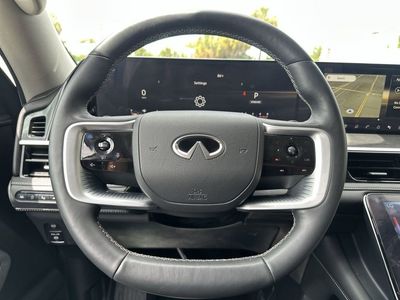 2025 INFINITI QX80 - Photo 11