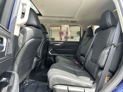 2025 INFINITI QX80 - Photo 24