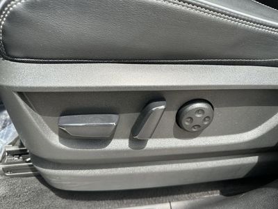 2025 INFINITI QX80 - Photo 14