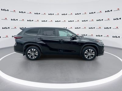 2024 Toyota Highlander - Photo 9