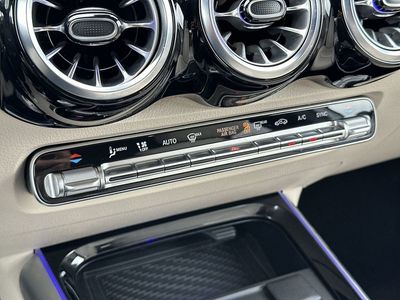 2025 Mercedes-Benz GLB - Photo 16