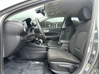 2024 Kia Forte - Photo 13