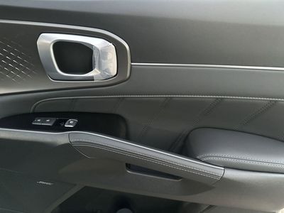 2026 Kia Sorento Hybrid - Photo 27