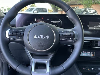 2026 Kia K5 - Photo 14