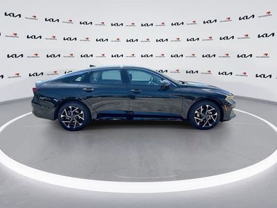 2026 Kia K5 - Photo 9
