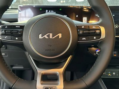 2026 Kia K5 - Photo 14
