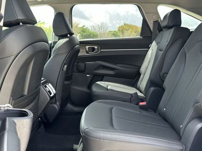 2026 Kia Sorento - Photo 25