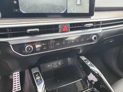 2025 Kia Sorento - Photo 25