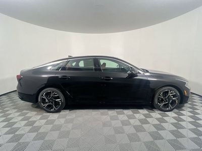 2026 Kia K5 — photo 9 view