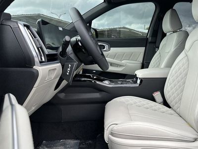 2026 Kia Sorento Hybrid - Photo 15