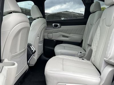 2026 Kia Sorento Hybrid - Photo 25