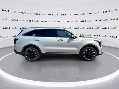 2026 Kia Sorento - Photo 9
