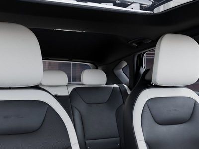 2026 Kia K4 Hatchback - Photo 27