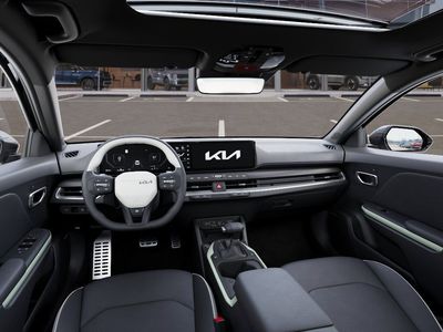 2026 Kia K4 Hatchback - Photo 14