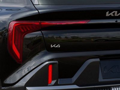 2026 Kia K4 Hatchback - Photo 11
