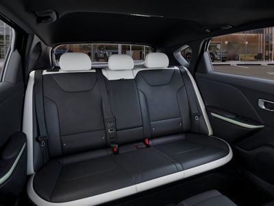 2026 Kia K4 Hatchback - Photo 16