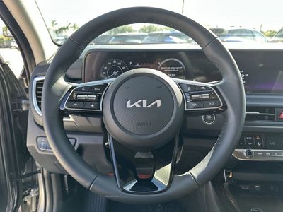 2026 Kia Seltos — photo 13 view