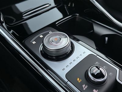 2026 Kia Sorento Hybrid - Photo 22