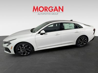 2026 Kia K5 - Photo 3