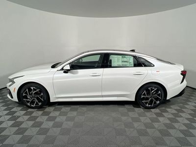 2026 Kia K5 - Photo 12