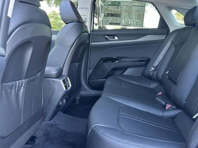 2026 Kia K5 - Photo 41