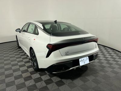 2026 Kia K5 - Photo 11