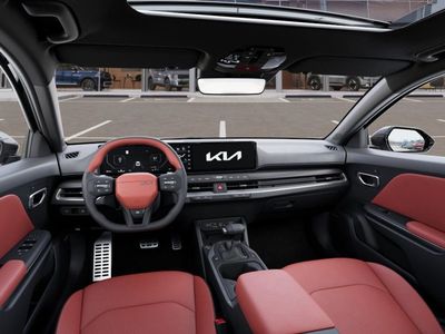 2026 Kia K4 Hatchback - Photo 14