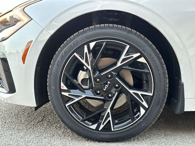 2026 Kia K5 - Photo 11