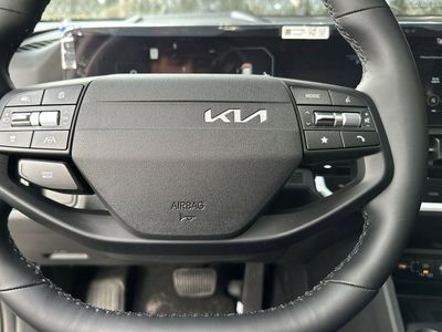 2026 Kia Sportage — photo 13 view