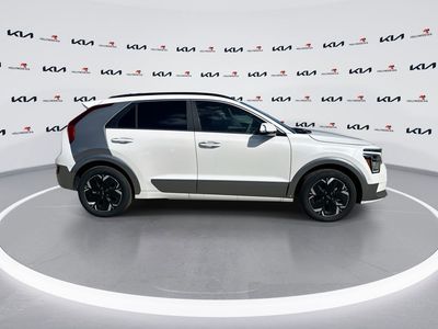 2025 Kia Niro EV - Photo 9